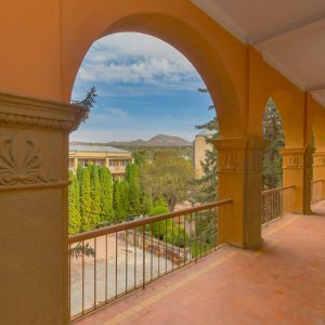 Балкон в санатории Москва в городе Кисловодске - фотография