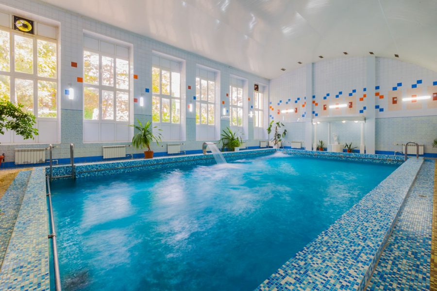 Бассейн в санатории Москва в городе Кисловодске - фотография