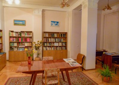 Библиотека в санатории Москва в городе Кисловодске - фотография