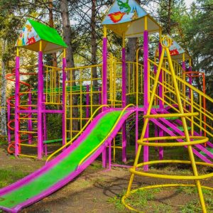 Детская площадка в санатории Москва в городе Кисловодске - фотография