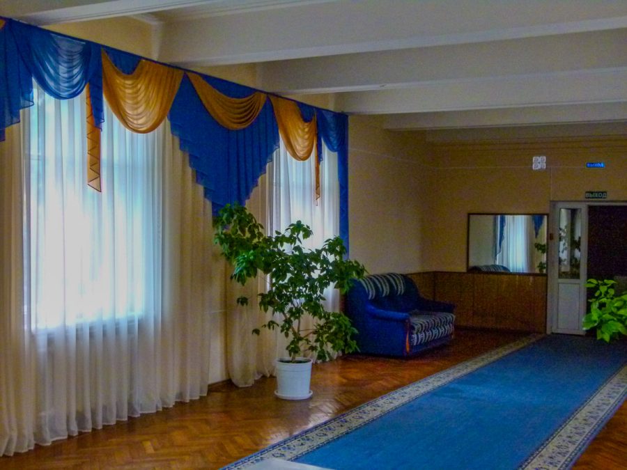 Коридор в санатории Москва в городе Кисловодске - фотография