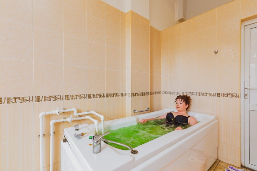 Хвойножемчужная ванна в санатории Москва в городе Кисловодске - фотография