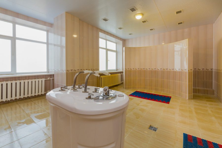 Подводный душ массаж в санатории Москва в городе Кисловодске - фотография