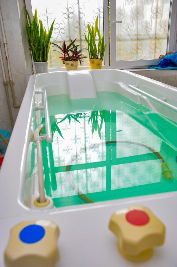 Нарзанная ванна в санатории Москва в городе Кисловодске - фотография