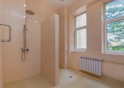 Двухместный номер 3 категории в 1 корпусе в санатории Москва в городе Кисловодске - фотография